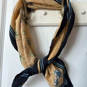 Gorgeous Vintage Floral Silk Scarf